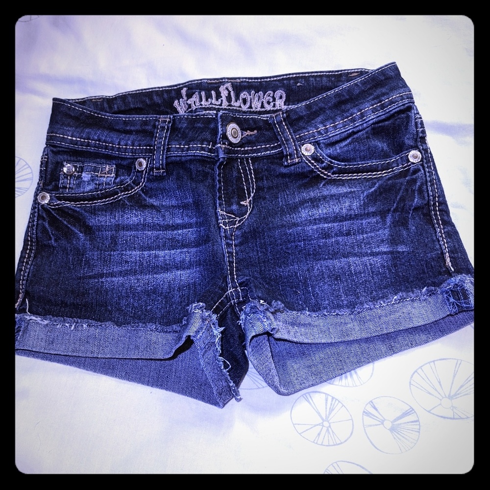 Wallflower Denim Shorts / Juniors size 1
